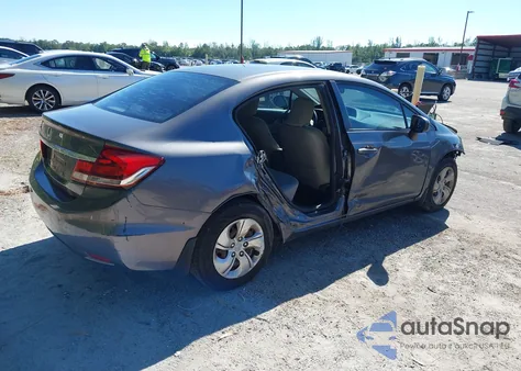 2015 Honda Civic Lx z USA, uszkodzony, nr VIN 19XFB2F50FE053915